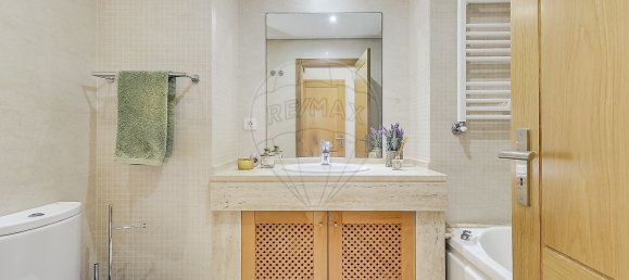 3 bedrooms Apartment in Lisbon, Portugal No. 246417 21