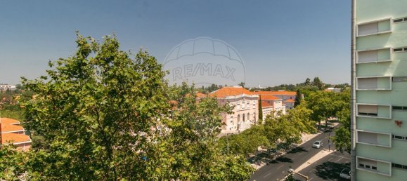 3 bedrooms Apartment in Lisbon, Portugal No. 246417 31