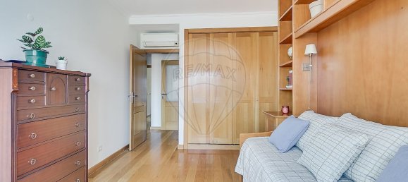 3 bedrooms Apartment in Lisbon, Portugal No. 246417 16