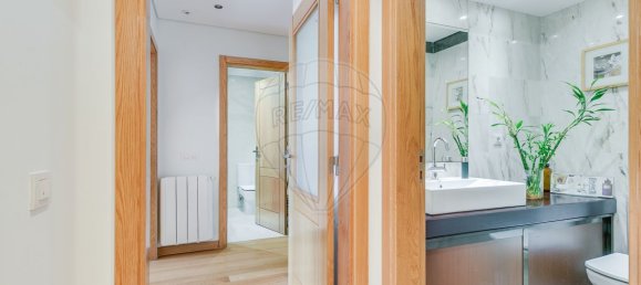 3 bedrooms Apartment in Lisbon, Portugal No. 246417 12