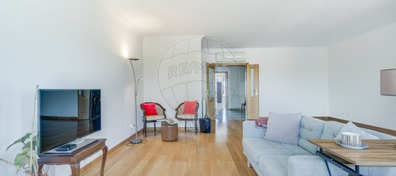 3 bedrooms Apartment in Lisbon, Portugal No. 246417 7