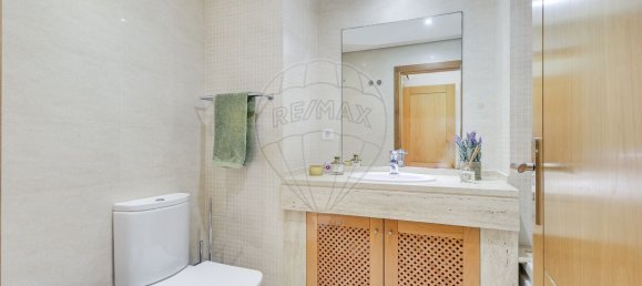 3 bedrooms Apartment in Lisbon, Portugal No. 246417 22