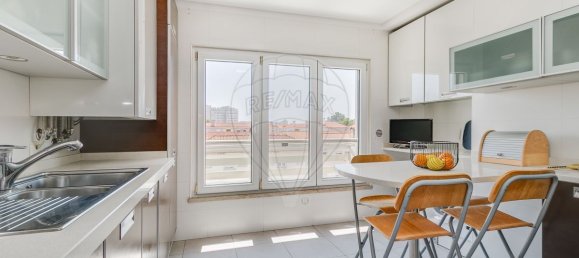 3 bedrooms Apartment in Lisbon, Portugal No. 246417 27