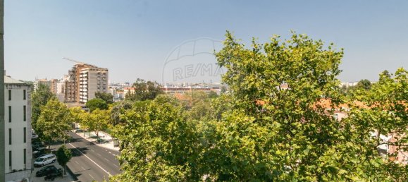 3 bedrooms Apartment in Lisbon, Portugal No. 246417 30