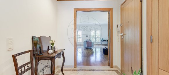 3 bedrooms Apartment in Lisbon, Portugal No. 246417 3