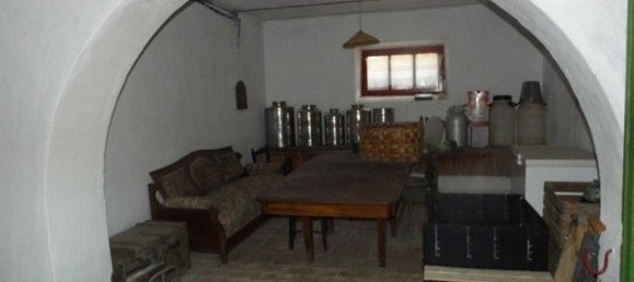 6 rooms House in Volterra, Italy No. 91108 12