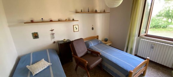 6 rooms House in Volterra, Italy No. 91108 4