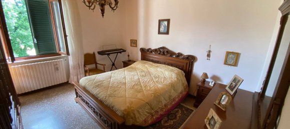 6 rooms House in Volterra, Italy No. 91108 2