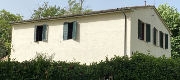 6 rooms House in Volterra, Italy No. 91108 3