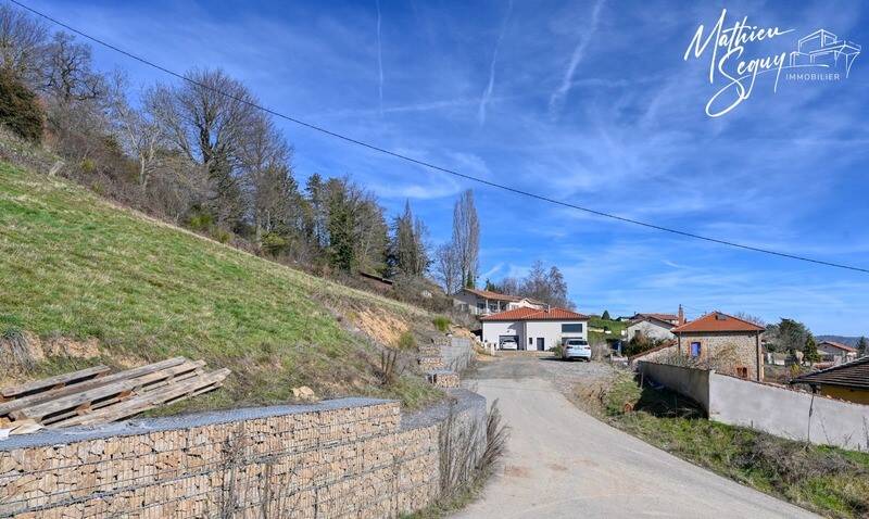 Земельный участок 532м² в Поме, Франция № 78073