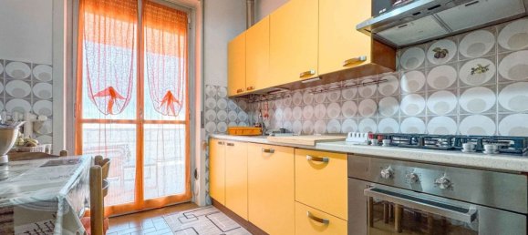 2 chambres Appartement à Bellinzago Novarese, Italy No. 377479 9