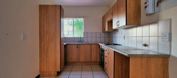 15 bedrooms House in San Lazzaro di Savena, Italy No. 325910 7