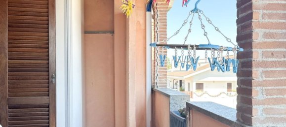 2 bedrooms Villa in Pomezia, Italy No. 374486 19