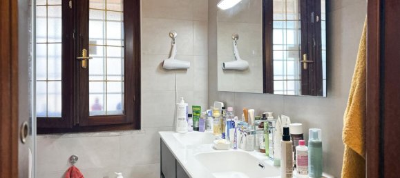 2 bedrooms Villa in Pomezia, Italy No. 374486 21