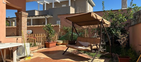 2 bedrooms Villa in Pomezia, Italy No. 374486 7