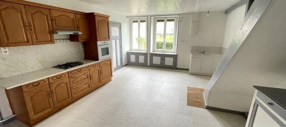 4 bedrooms House in Noyers, France No. 54188 2