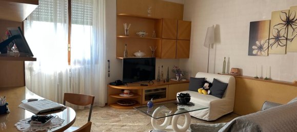 Studio in Monza, Italy, Nr. 259996 6