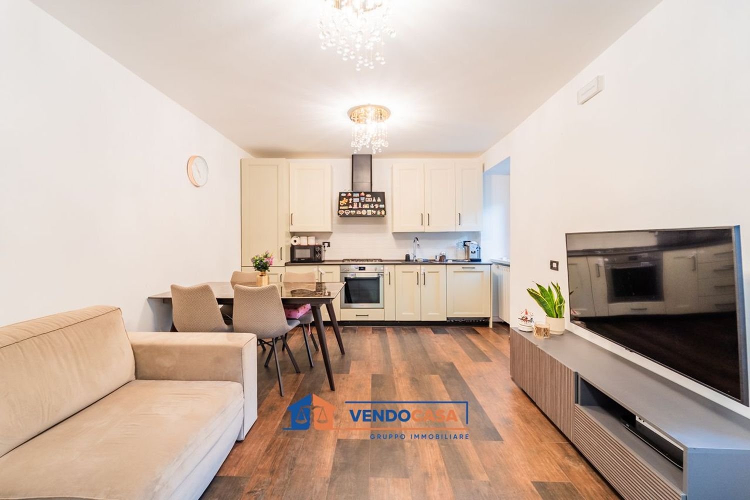 Apartamento de 6 habitaciónes en Fivizzano, Italy No. 260650