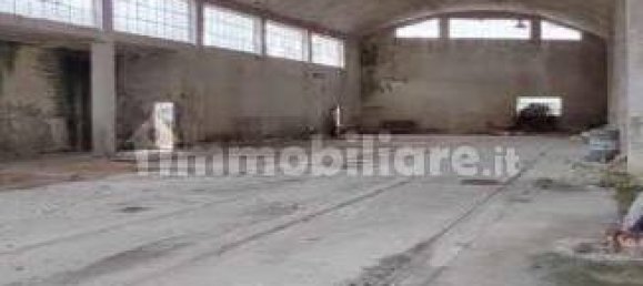 2550m² Warehouse in Grezzana, Italy No. 140598 11