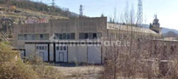 2550m² Warehouse in Grezzana, Italy No. 140598 2