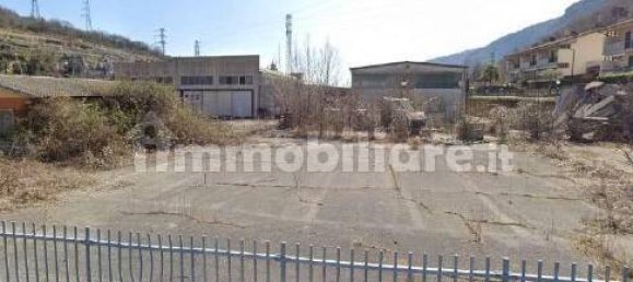 2550m² Warehouse in Grezzana, Italy No. 140598 3