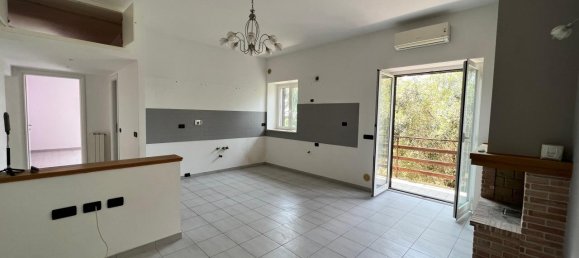 4 rooms Apartment in Morlupo, Italy No. 224569 2