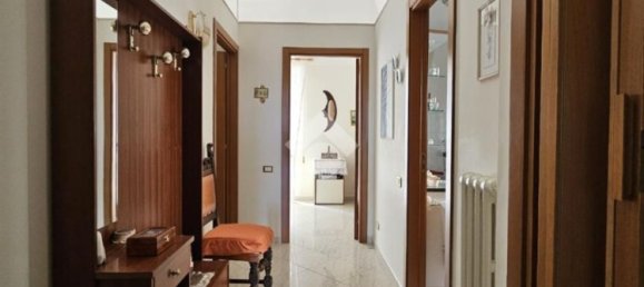 Квартира с 5 комнатами в Матера, Италия № 161443 10