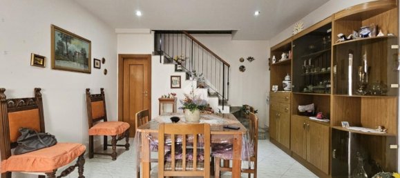 Квартира с 5 комнатами в Матера, Италия № 161443 5