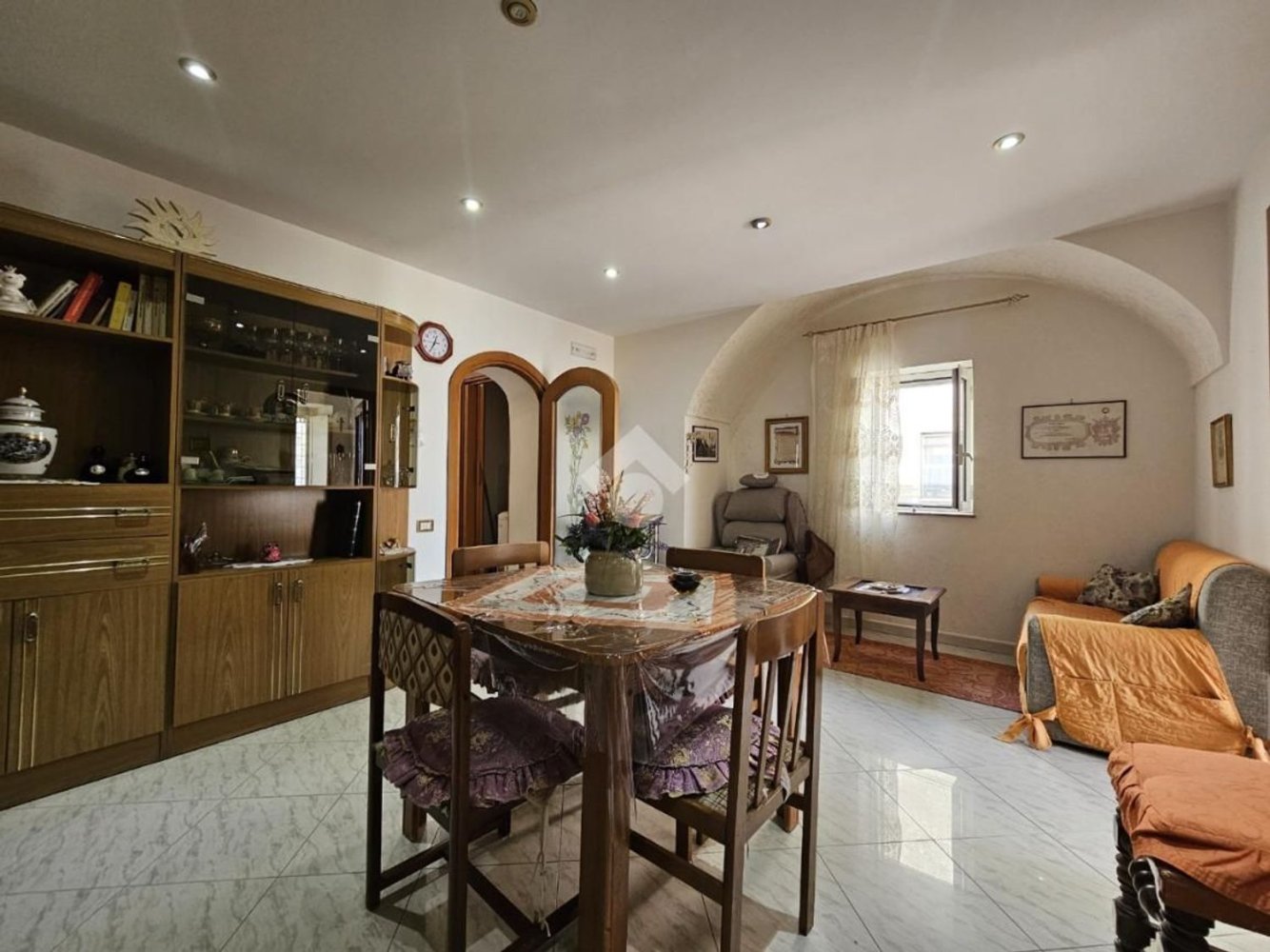 Квартира с 5 комнатами в Матера, Италия № 161443