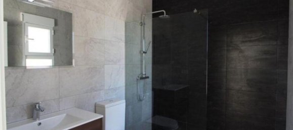 Villa de 3 dormitorios en Pinoso, Spain No. 7185 5