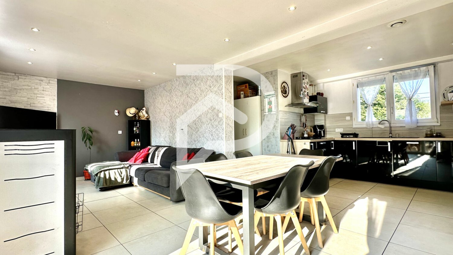 2 bedrooms House in Longwy, France No. 253141