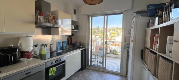 Apartamento de 2 dormitorios en Nice, France No. 345909 8