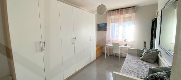 4-Zimmer Gewerbliche Immobilie in Modugno, Italy, Nr. 22080 25