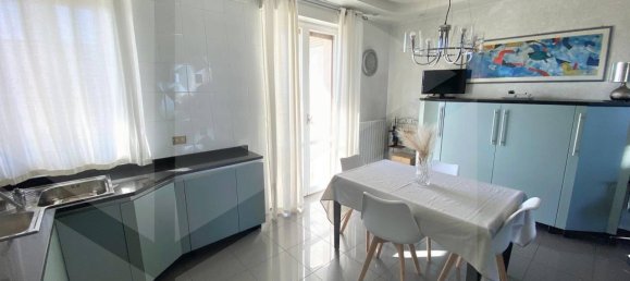 4-Zimmer Gewerbliche Immobilie in Modugno, Italy, Nr. 22080 22