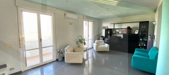 4-Zimmer Gewerbliche Immobilie in Modugno, Italy, Nr. 22080 18