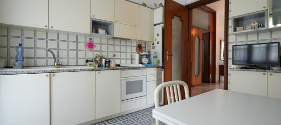 10 bedrooms House in Lugo, Italy No. 334289 8