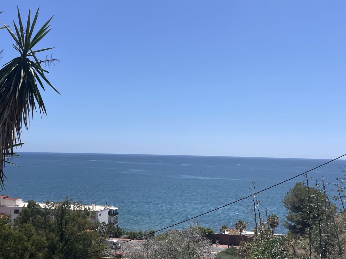 Земельный участок 2265м² в Фуэнхирола, Испания № 191105