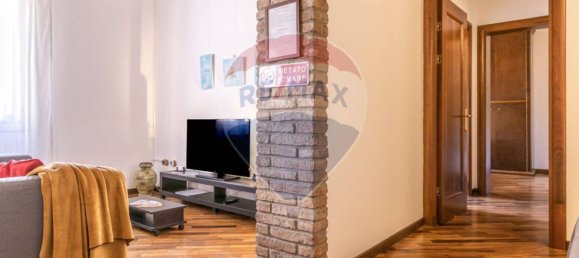 2 bedrooms Apartment in Modena, Italy No. 270465 5