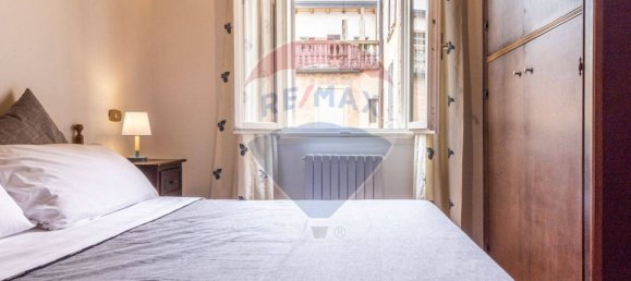 2 bedrooms Apartment in Modena, Italy No. 270465 9