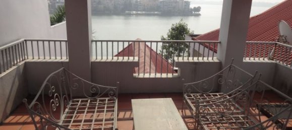 Villa de 5 dormitorios en Tay Ho, Vietnam No. 7170 17