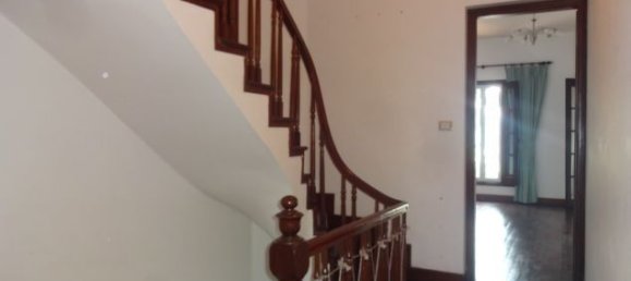 Villa de 5 dormitorios en Tay Ho, Vietnam No. 7170 13