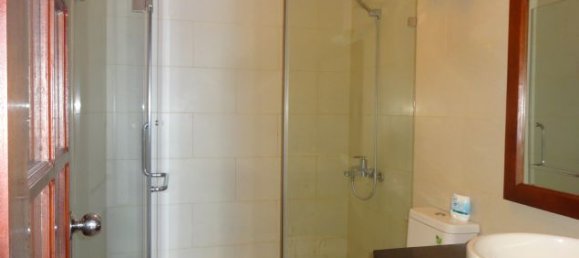 Villa de 5 dormitorios en Tay Ho, Vietnam No. 7170 7