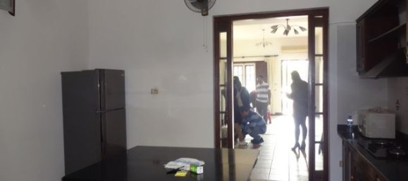 Villa de 5 dormitorios en Tay Ho, Vietnam No. 7170 15