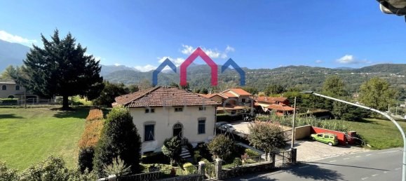 3-salle Appartement à Barga, Italy No. 189404 13