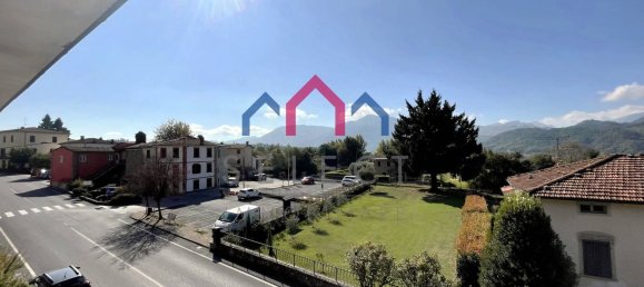 3-salle Appartement à Barga, Italy No. 189404 15