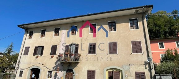 3-salle Appartement à Barga, Italy No. 189404 26