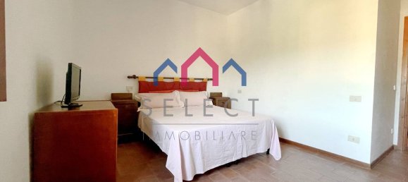 3-salle Appartement à Barga, Italy No. 189404 18