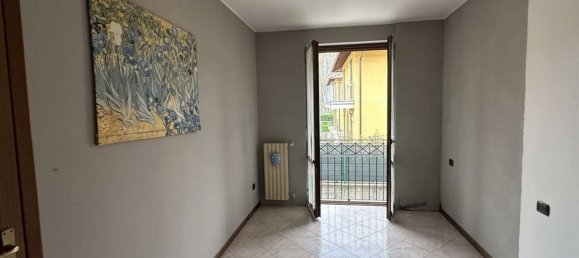 3 rooms Apartment in Robecco sul Naviglio, Italy No. 183070 38