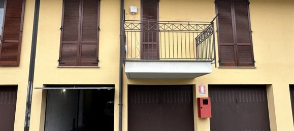 3 rooms Apartment in Robecco sul Naviglio, Italy No. 183070 59