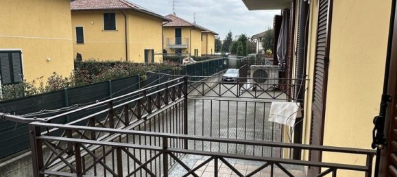 3 rooms Apartment in Robecco sul Naviglio, Italy No. 183070 43